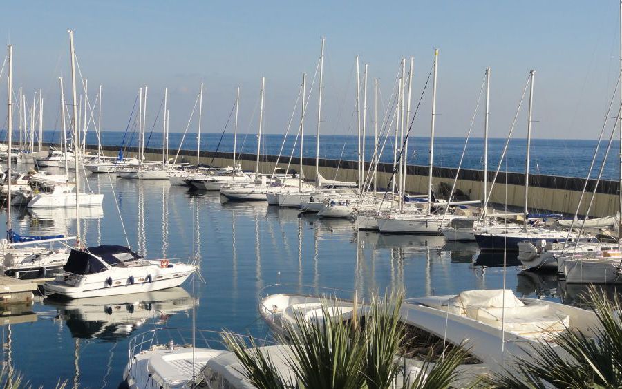 MARINA DEGLI AREGAI 28 m