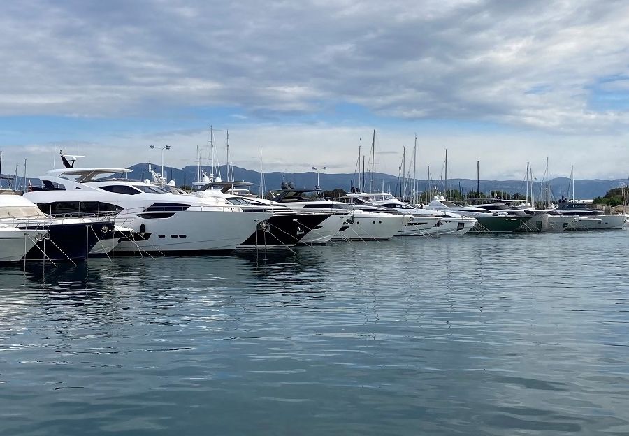 Antibes Port Vauban 24m 2041
